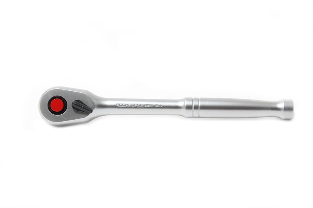 Трещотка реверсивная усиленная с металлической рукояткой 3/8''(45зуб.) RockForce##Rock FORCE RF-802311