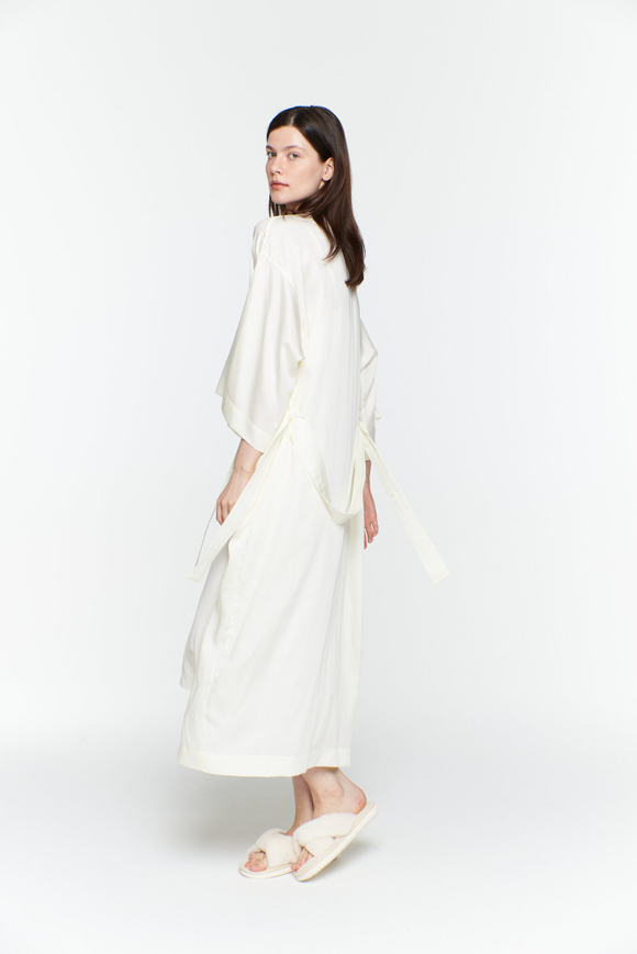 Халат из тенселя айвори