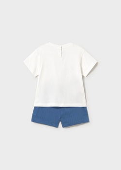 футболка с шортами