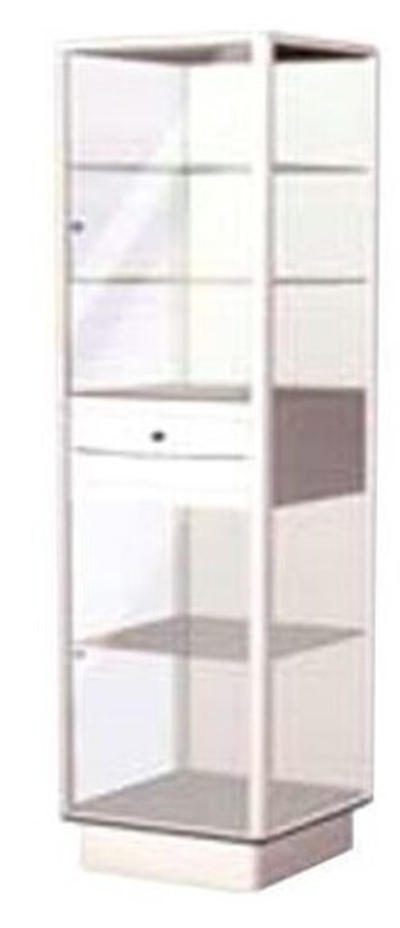 Шкаф медицинский трехсекционный