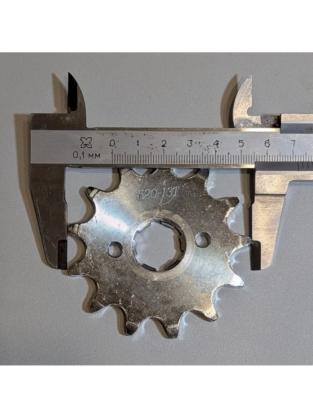 t- Звезда ведущая для мотоцикла эндуро (520-13) 20мм