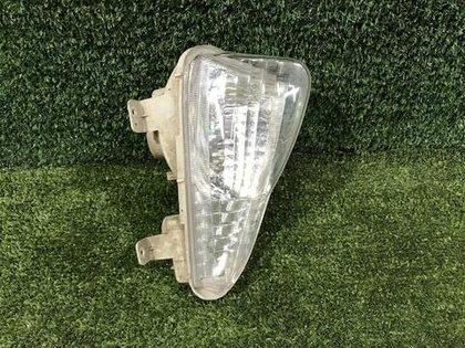 Повторитель переднего бампера правый Toyota Camry 7 XV50 (2017-2018)