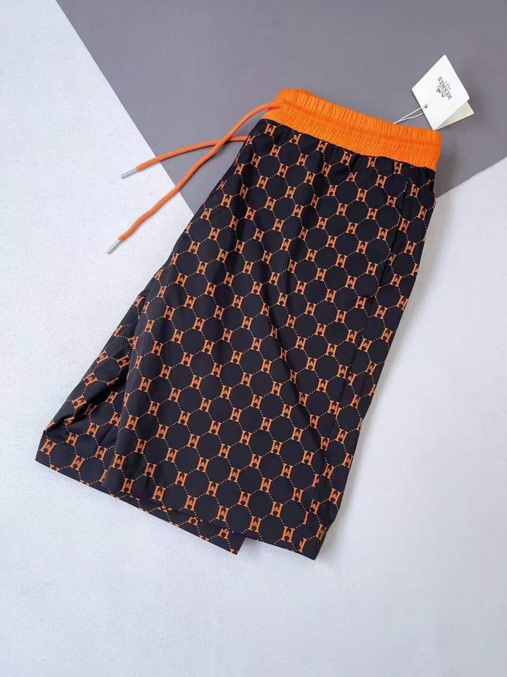 Шорты Hermes