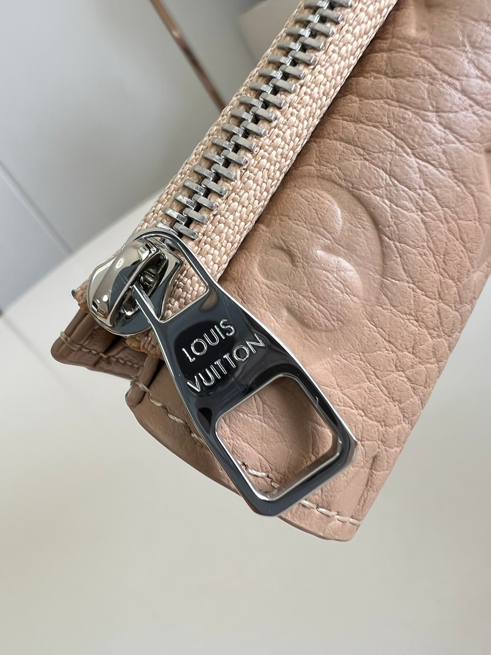 Louis Vuitton Slender Pilot