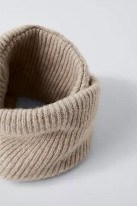 ZARA БАЗОВЫЙ ШАРФ-ВОРОТНИК ИЗ ТРИКОТАЖА, ПЕСОЧНЫЙ