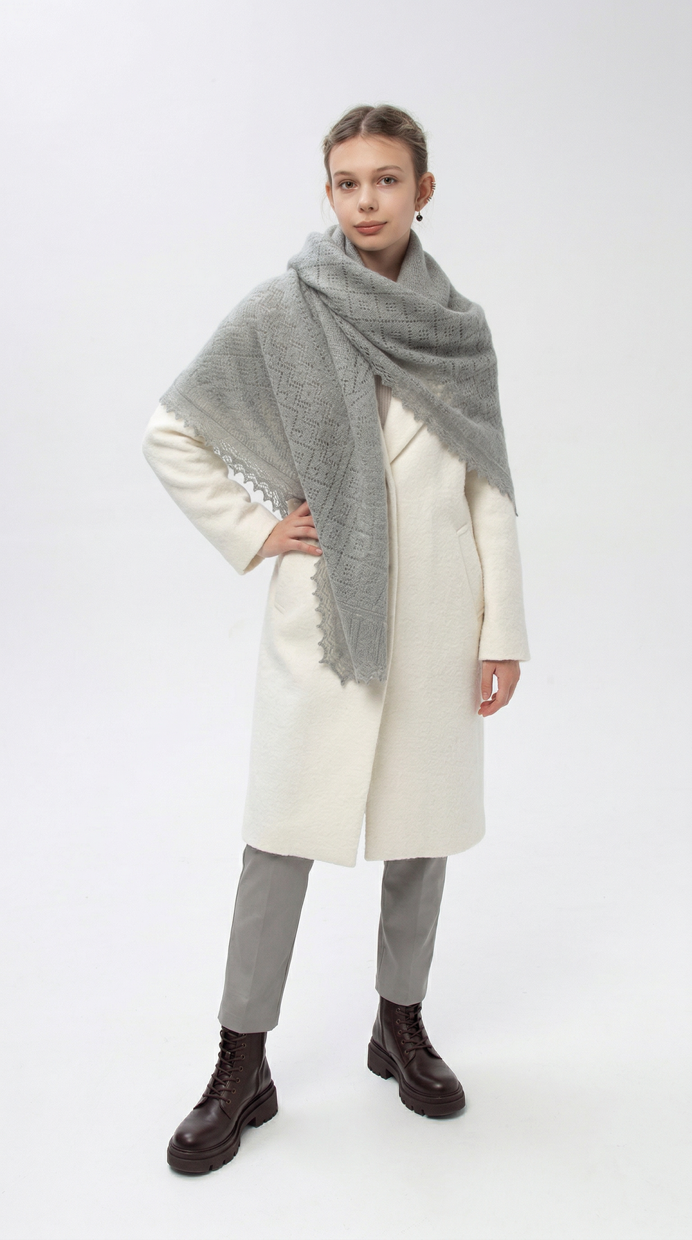 Оренбургский пуховый платок П3-120-03 серый