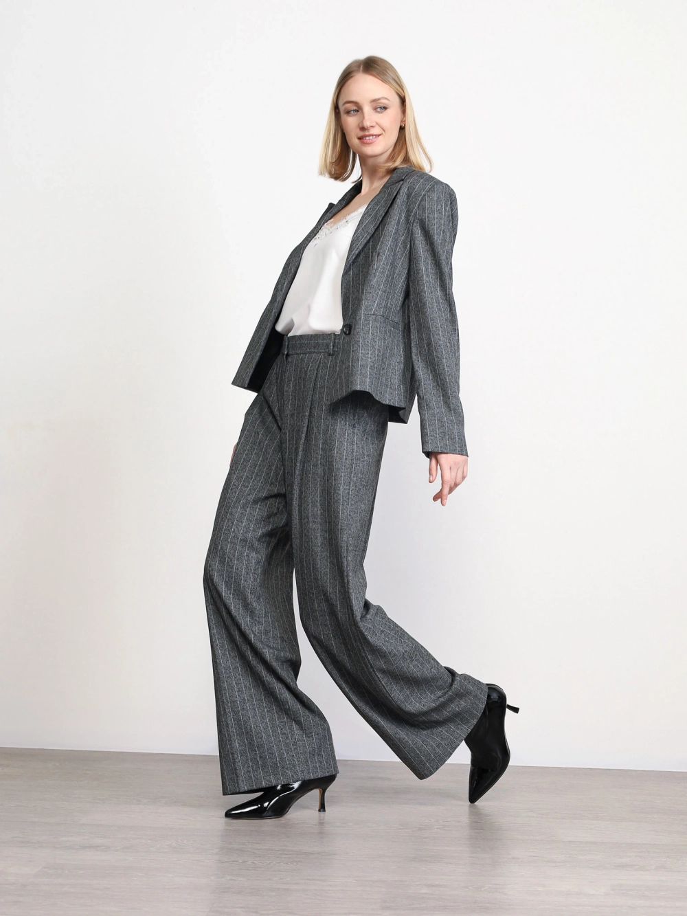 Брюки из полиэстера