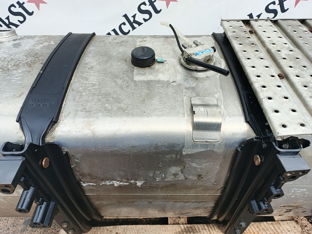Бак топливный 800 L 2023 год.