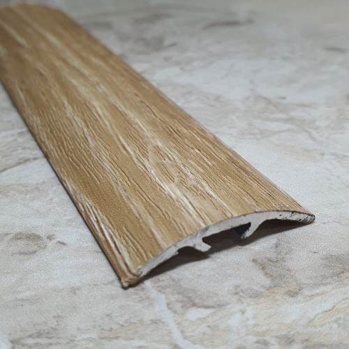 Порог-стык 30мм "DO-4" 0,9м Дуб натуральный (22) ламинир. алюм.