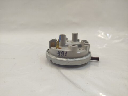 491 Датчик уровня воды (прессостат) для Стиральной Машины Ariston Indesit Candy PD4-195 225/110 160009957 б/у