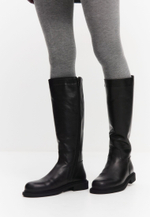 Сапоги // Mare // Black