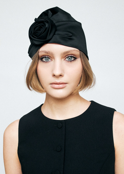 Шелковая чалма с декором в форме цветка