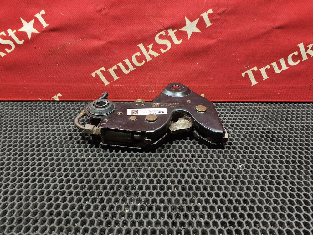 Замок кабины