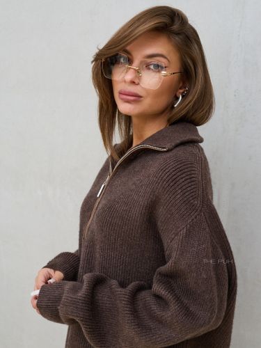 Свитер в цвете шоколад на молнии