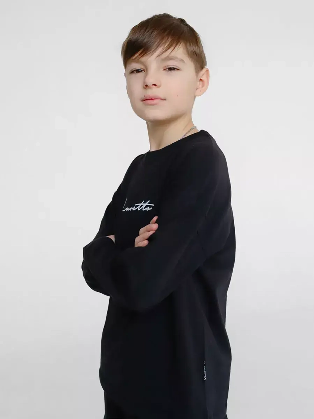 Черный лонгслив оверсайз для мальчика