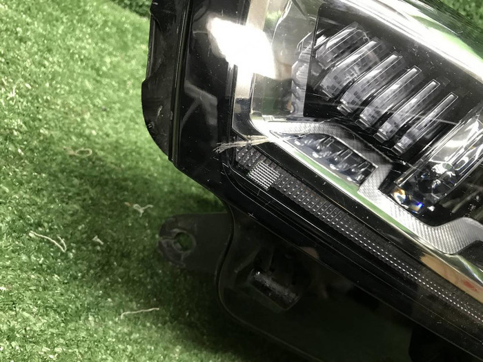 Битая Фара левая Chery Tiggo 8 (2018-н.в.) LED