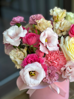 Цветы в коробке  «Тасним»