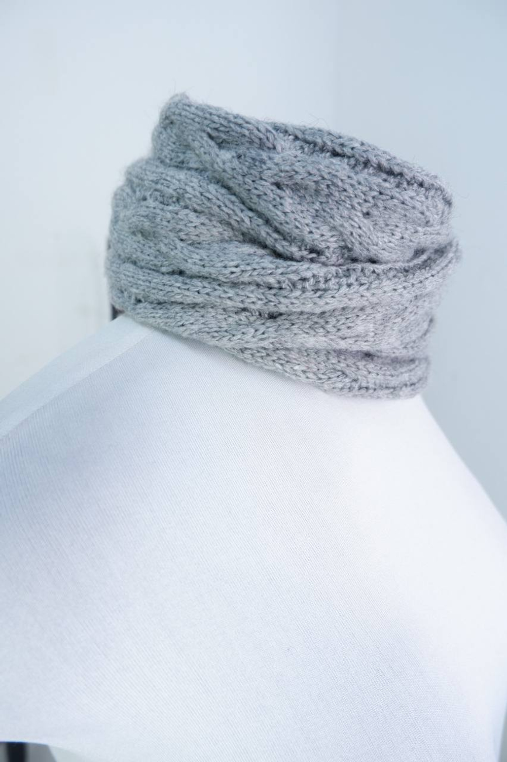 Снуд из шерсти серый