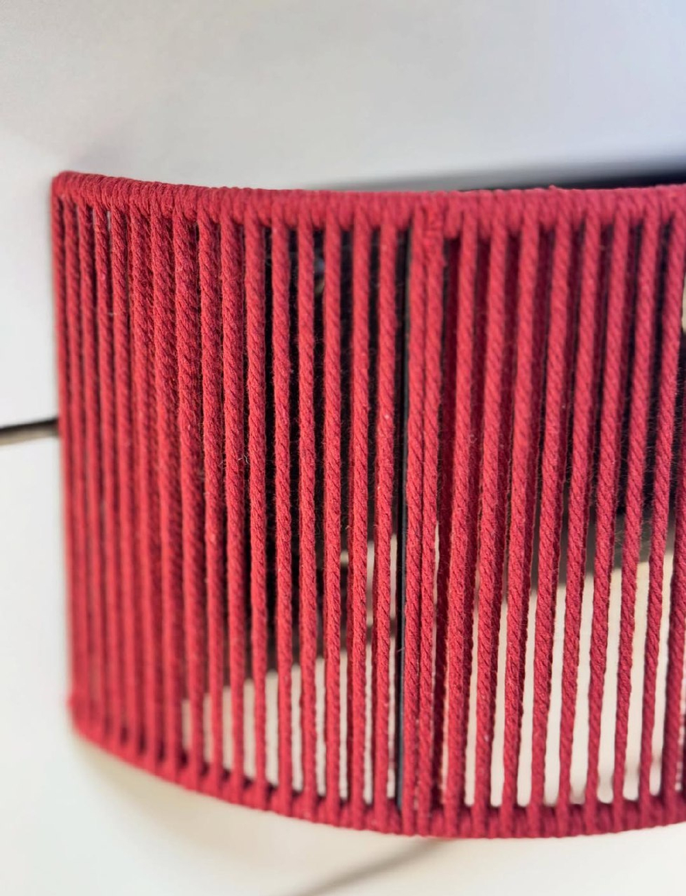 Плетенная настенная бра в акцентом цвете 😍