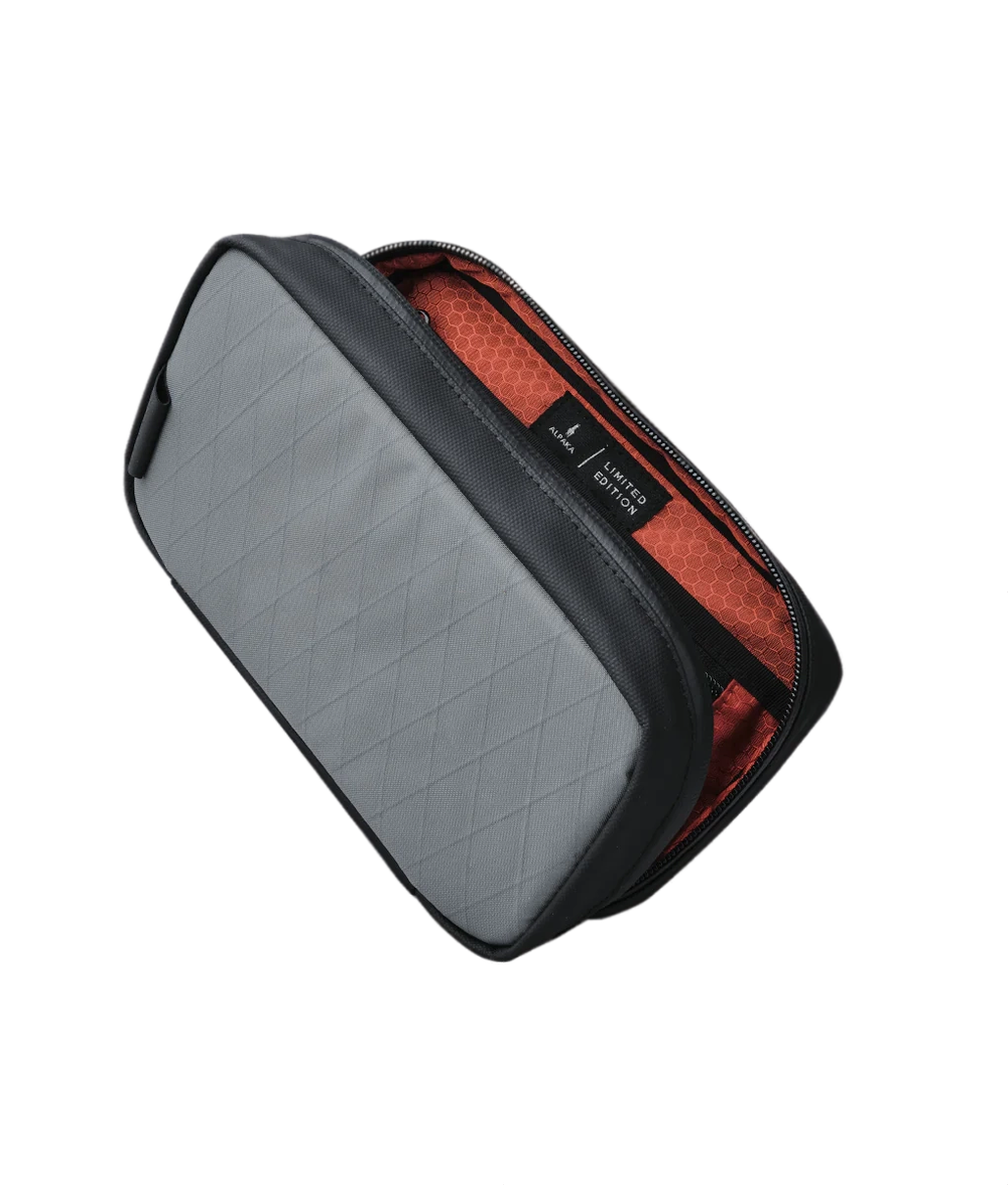 Несессер Alpaka Tech Kit