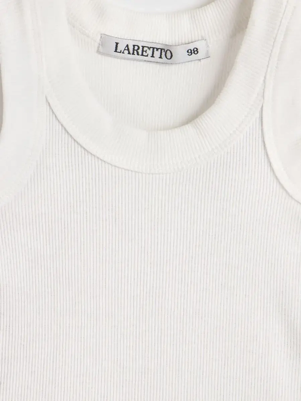 Спортивный костюм для девочки в сад