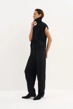 Топ с горлом ОТО