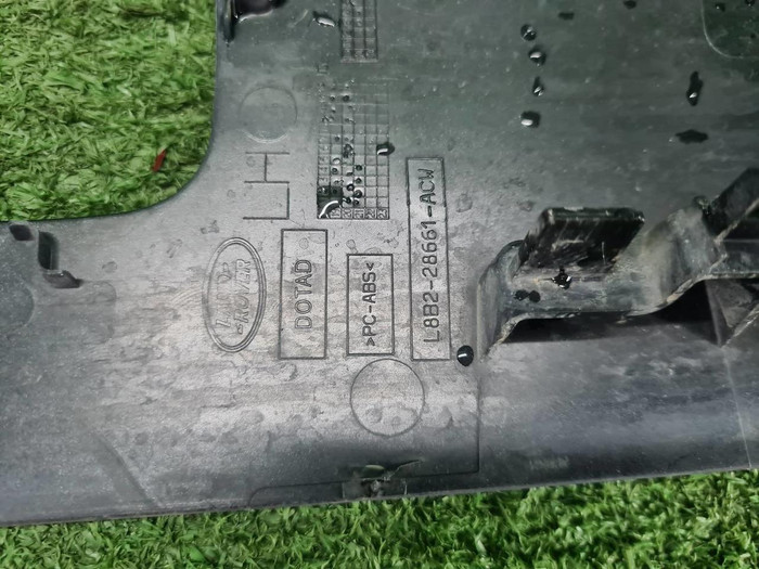 Накладка крыла зад. левая LR Defender 2 L663 19-нв