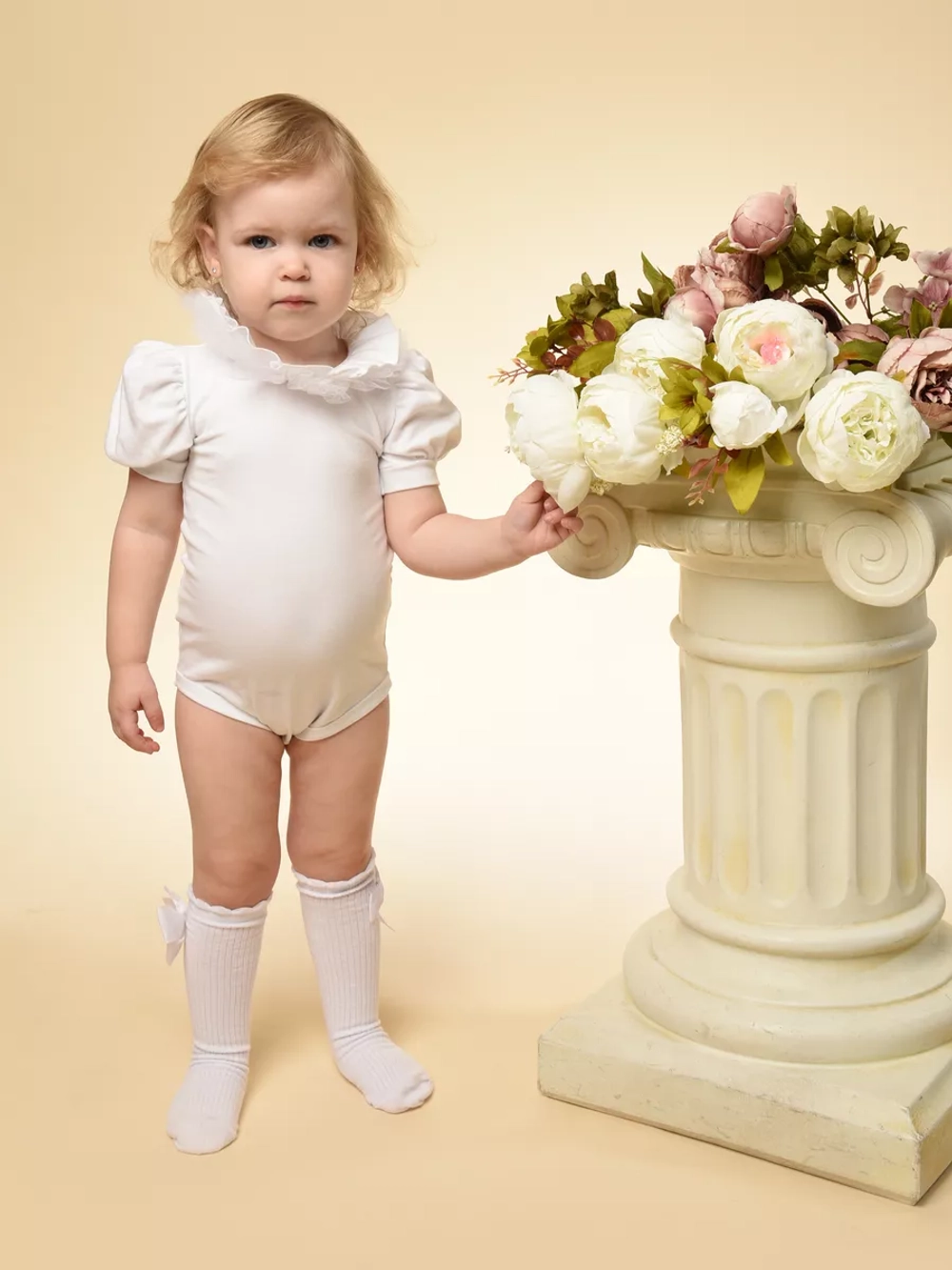 Боди с декоративным воротничком