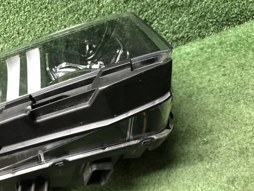 Битая Фара правая Hyundai Santa Fe 4 TM 20-23 LED