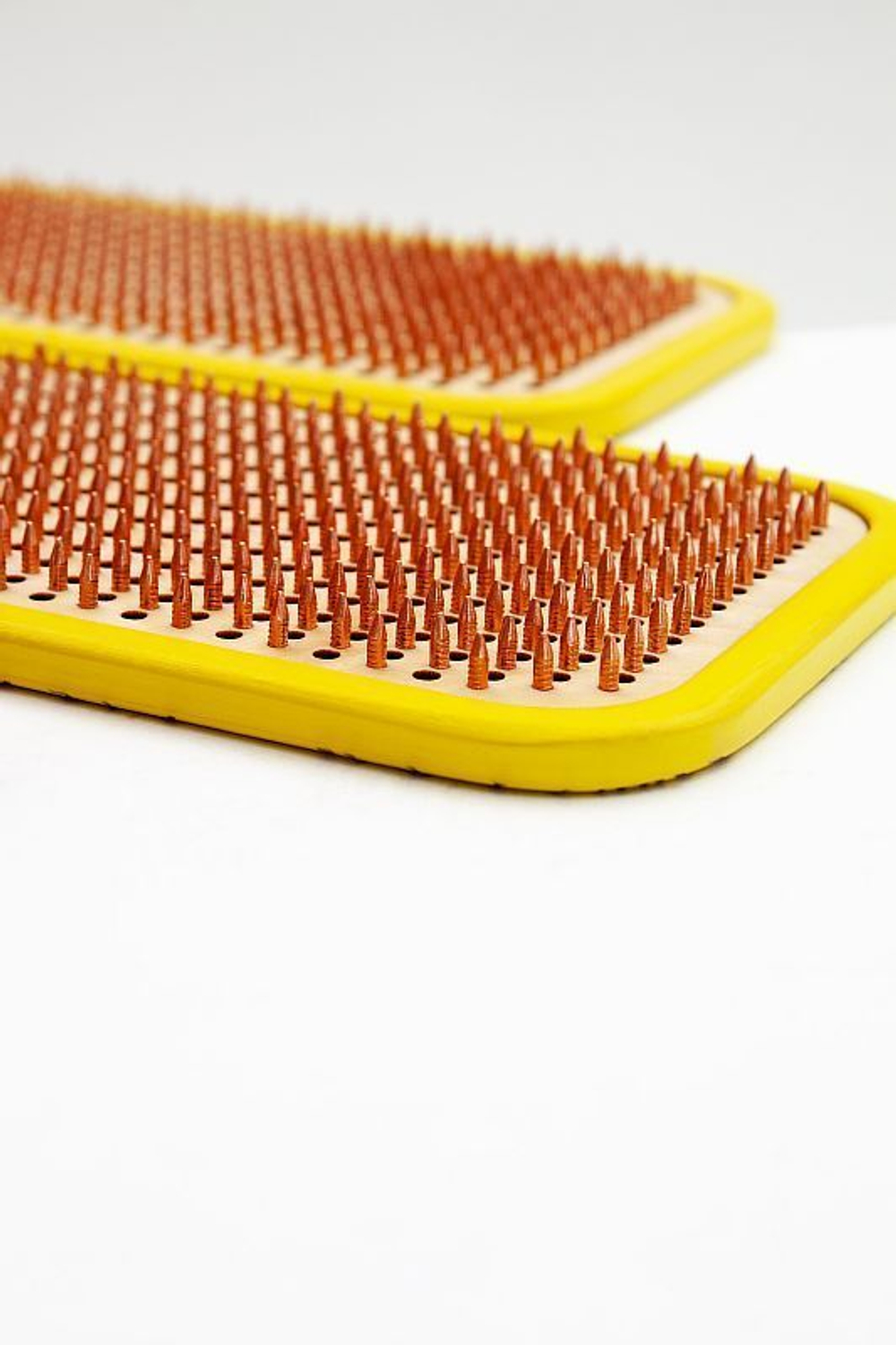 Доска садху Ом большой медные гвозди