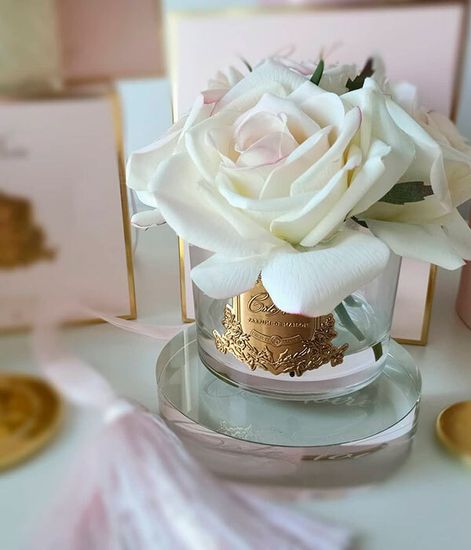 Букет из 5 светло-розовых роз в прозрачной вазе, Cote Noire