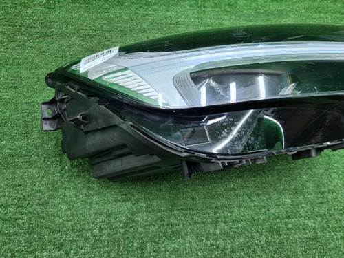 Фара правая Volvo XC60 2 (2017-2021) LED