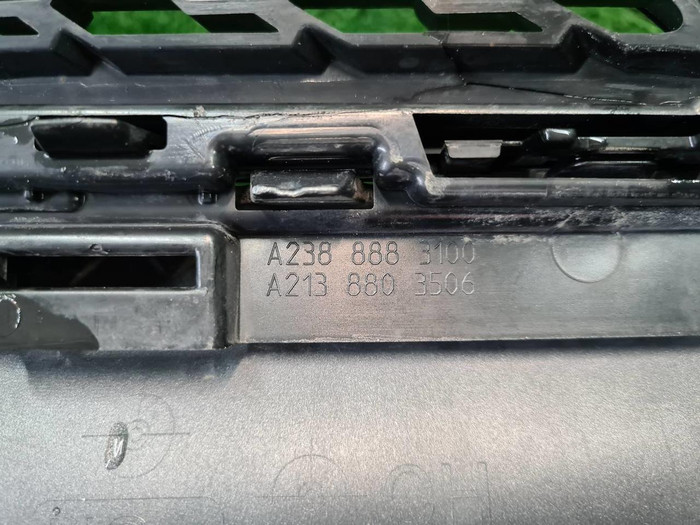 Бампер передний Mercedes E W213 20-23 AMG В сборе