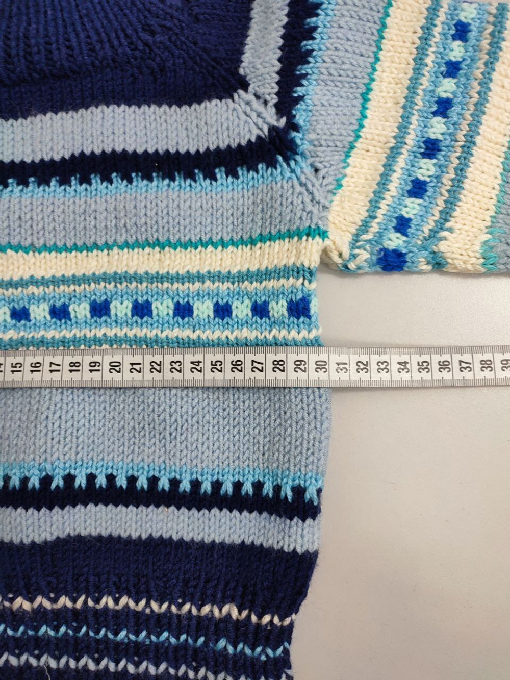 Свитер вязаный на 3-4 года