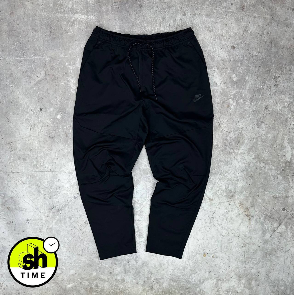Брюки Nike Tech Pack