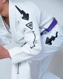 Кимоно VHTS G 2023 WHITE (BLACK)