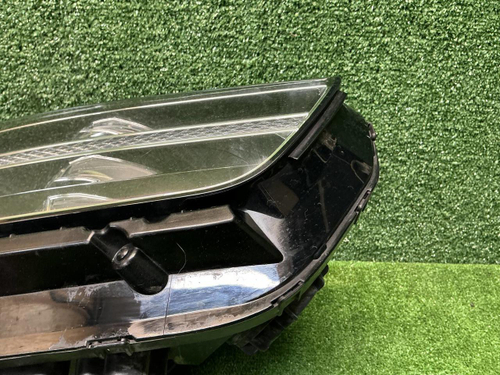 Фара правая Genesis G90 (2018-2022) LED