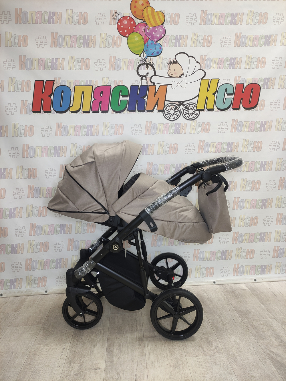 Коляска модульная Adamex Mobi New Tip M-TK72