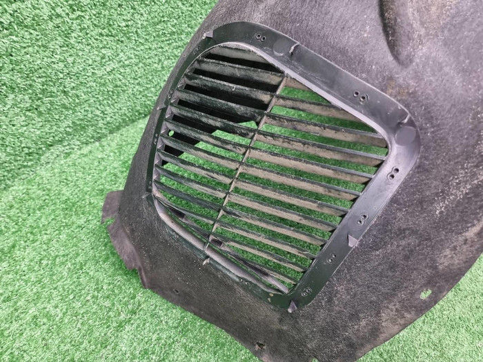 Подкрылок передний левый Porsche Cayenne 958 10-14