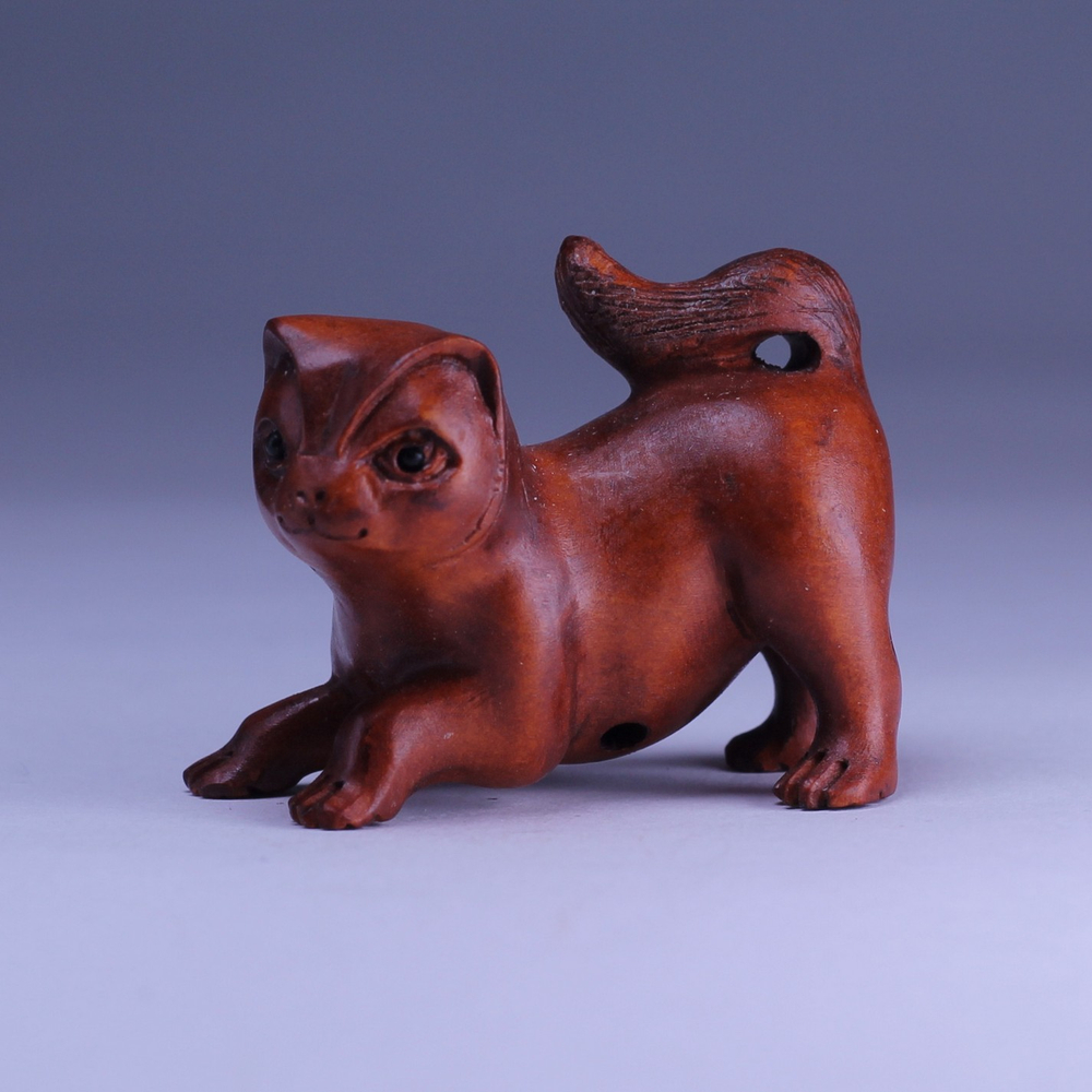 Нэцкэ Играющий котенок