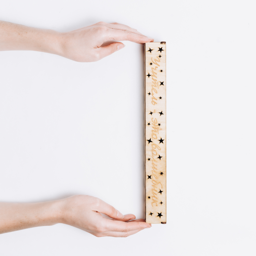 Деревянный  подарочный короб для указки 300 мм. PK20