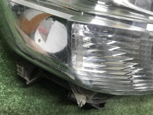 Битая Фара правая Land Cruiser 200 (2015-2021) LED
