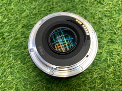 Canon 35mm F2 EF
