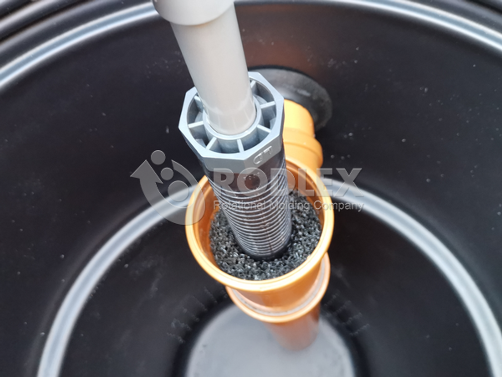 BioBox Aero Pro 10 long Родлекс 4000 л. горизонтальный / 2700 л. в сутки / До 11 чел. / принудительный сброс / компрессорный аэрация (2720x1480x2540см;212кг;) - арт.560047