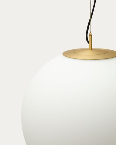 Подвесной светильник Brisia из металла в латунной отделке со стеклянным плафоном Ø50 см