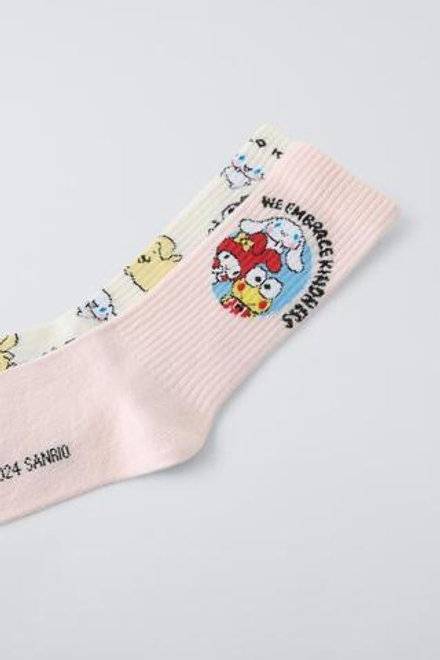 ZARA НАБОР ИЗ 2 ПАР НОСКОВ С ПРИНТОМ HELLO KITTY ©, ЦВЕТ РОЗОВОГО ДЕРЕВА
