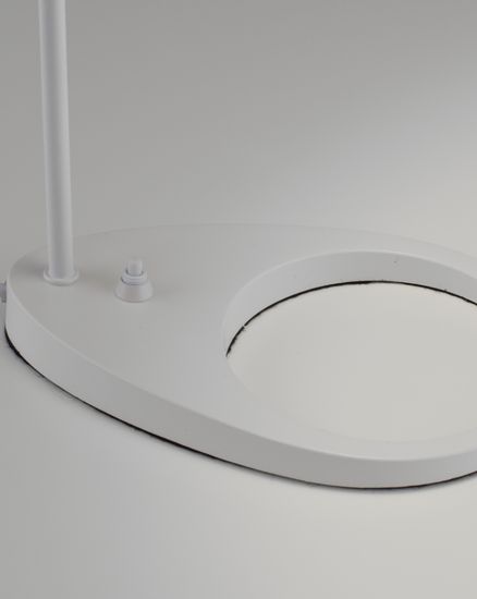 Лампа настольная Moderli V11335-1T Turin