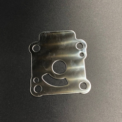 Пластина помпы охлаждения Tohatsu 8-9.8, MFS8 (Omax)