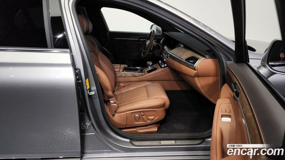 Genesis G90 3.3 T AWD (10.2019)