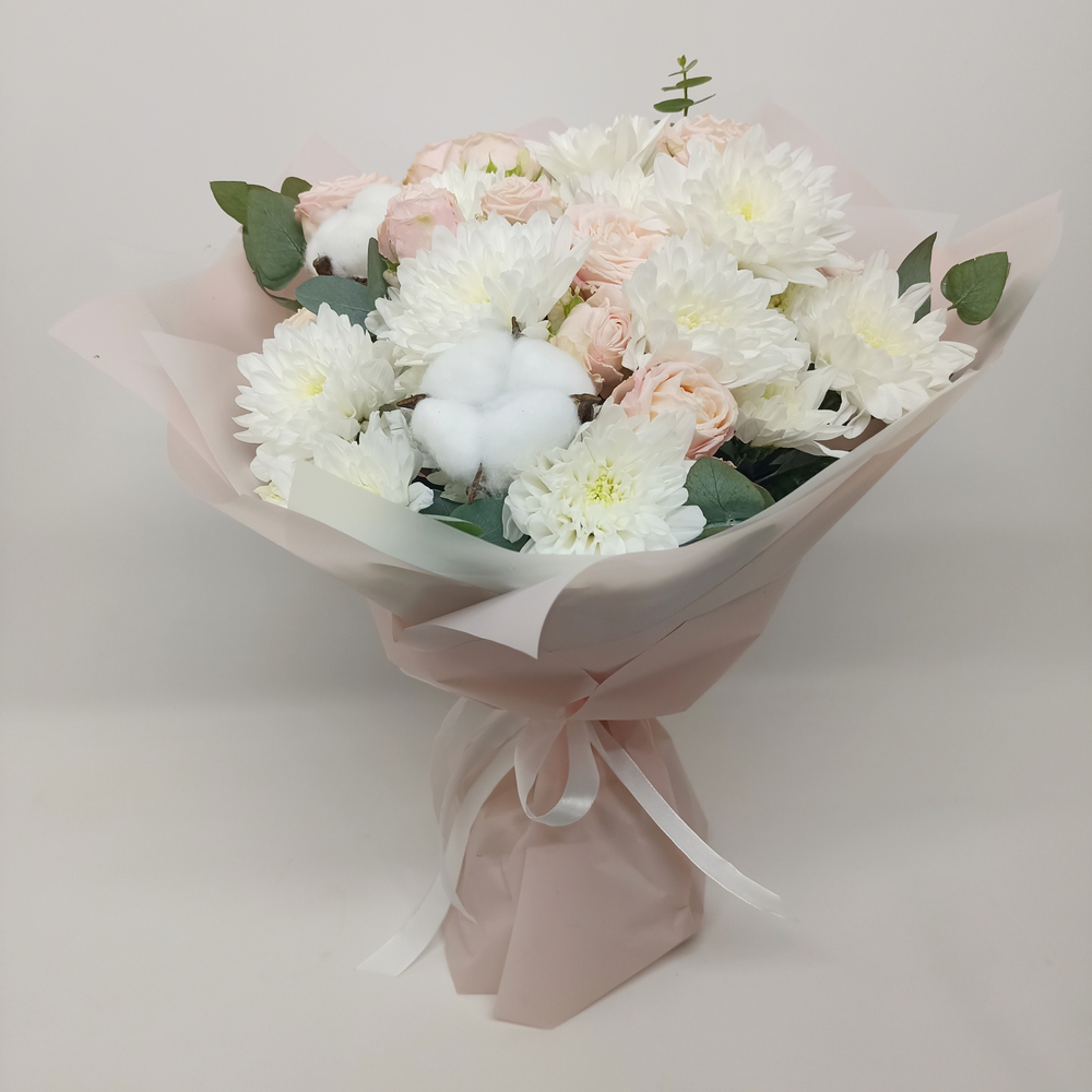 Букет из роз и хризантемы Кристина